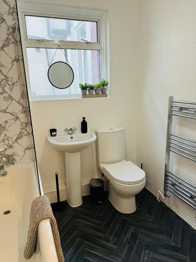 2 Bedrooms House Near Central Londres Exterior foto