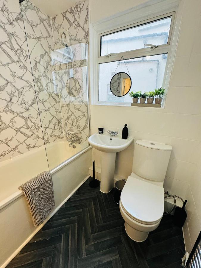 2 Bedrooms House Near Central Londres Exterior foto