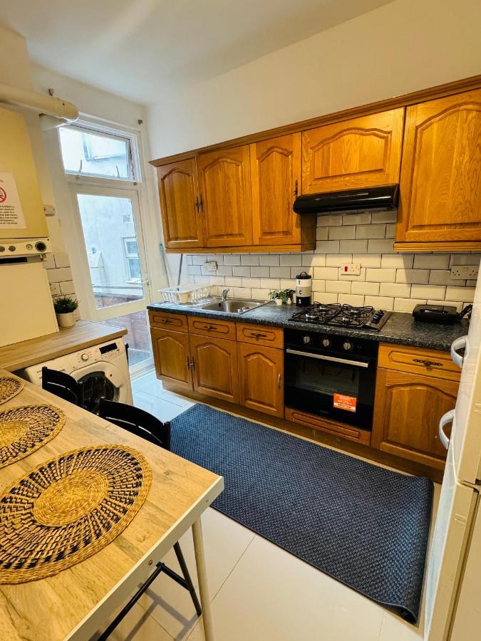 2 Bedrooms House Near Central Londres Exterior foto